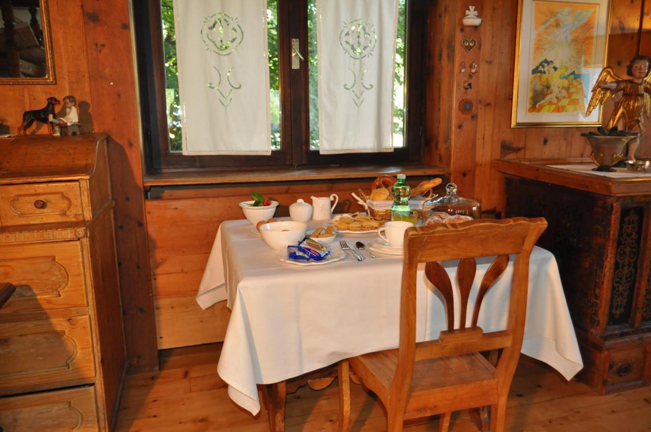 Alojamento de Acomodação e Pequeno-almoço Pichler Casa Castello-Molina di Fiemme